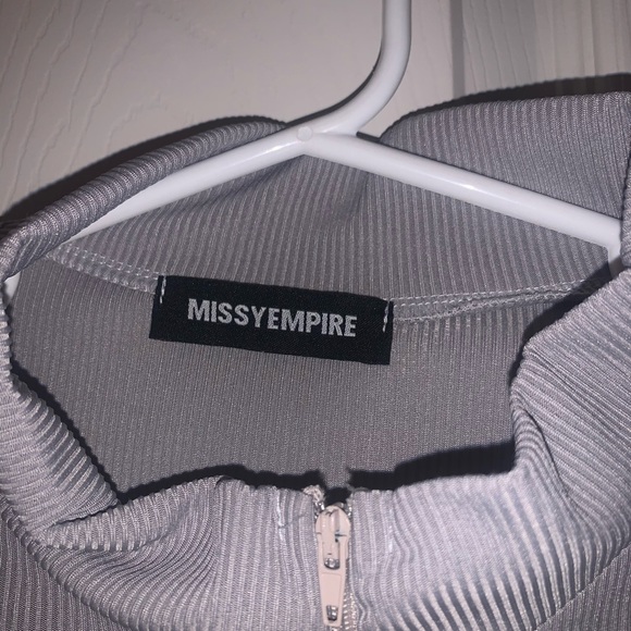 Light grey zip up longsleeve - Picture 2 of 4